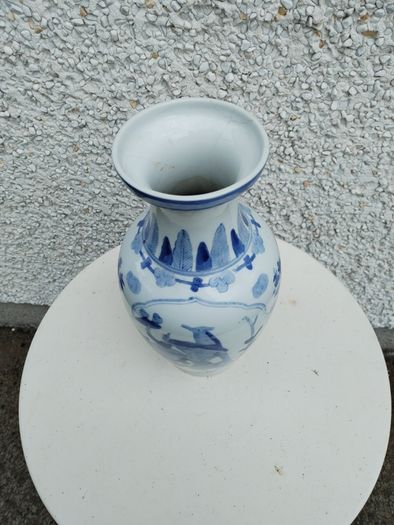 Ming Vase Replica - Suit Home, Hotel / Cafe / Pub / as Decorative Piece - Collectors Vase With Beautiful Design