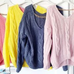 Sweater with golden chain 6-12 size