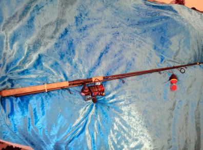 8ft Spinning Rod & Reel Combo 15-50g Great Condition