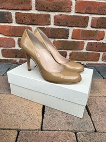 LK Bennett taupe court shoe size 5/38