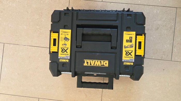 dewalt multitool