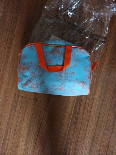3 Piece Matching   Cosmetis  Bags.  B.N.W.T.