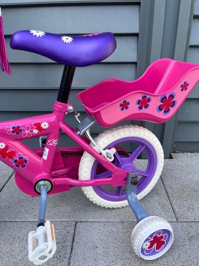 Lovely Girl Bike with Stabilisers, Basket and Doll Seat