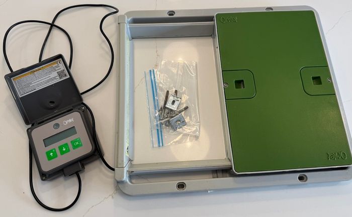 Automatic chicken coop door opener