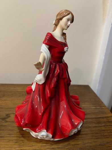 Royal Doulton Pretty Ladies Scarlett