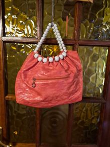 USC Casual  summer  hand bag .