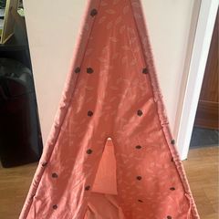 Teepee tent
