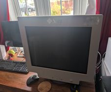 Rare 21inch Sun Microsystems GDM-5510 FD Trinitron CRT Monitor (Sony CPD-G520 Variant)  5800 Hours