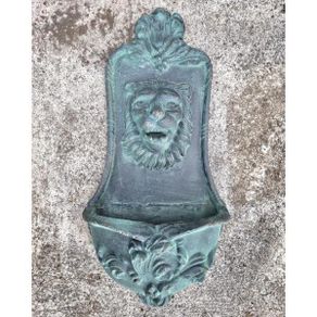 Wall Mounted Lion Head Tap/Fountain Cast Iron CH R S065A