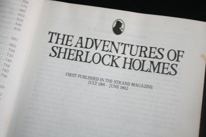 Sherlock Holmes: Complete Illustrated Novels by Sir Arthur Conan Doyle (Hardcover, 1991)