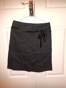 Brand NEW VanHausen polka dot skirt, size 10