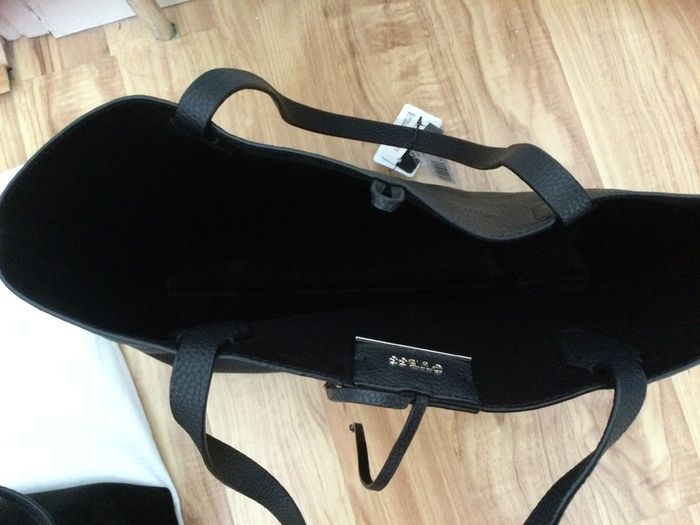 GUESS Bobbi reversible black velvet tote