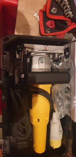 dewalt biscuit jointer