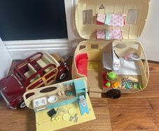 Sylvanian families caravan and family car