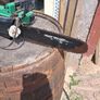 electric chainsaw Image 2
