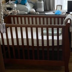 Mia Cotbed, wardrobe and chest of drawers + Clevamama mattress