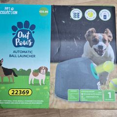 Out Paws Automatic Ball Launcher (Aldi)
