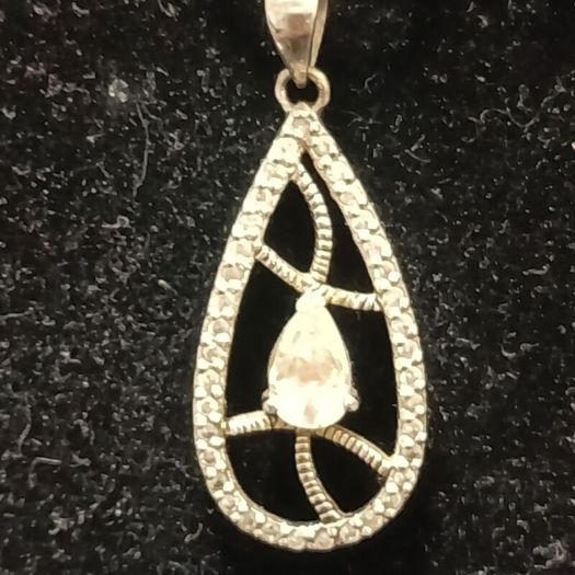925 silver chain with a pendant