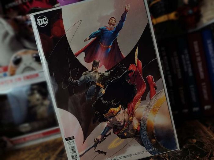 Justice League ! Issue #24 ! Jerome Opena Variant Cover ! 2019 ! by DC Comics !