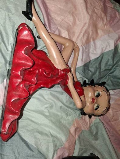 betty boop wine holder