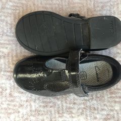 Clarks girls shoes - size 7F