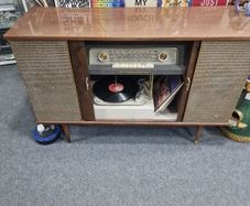Vintage Radiola Stereophonic