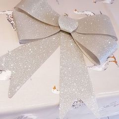 Sparkly Christmas Bow