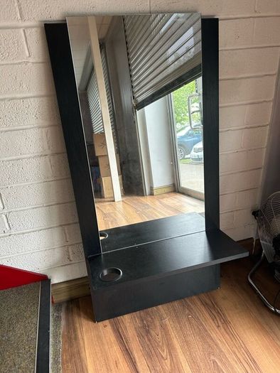 Hair salon furniture need to sell asap