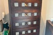 Free Bedroom suite of 4 pieces