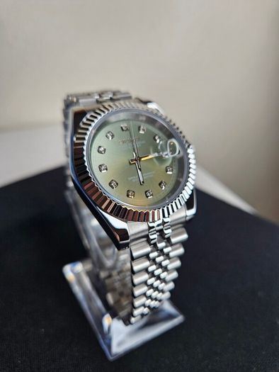 Seiko MOD Datejust Sunburst Diamond Dial Green