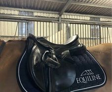 Black Country Saddle