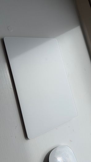 Apple Magic Trackpad 2