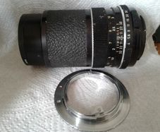 Carl Zeiss Tele-Tessar lens.