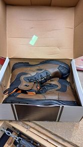 safey boots