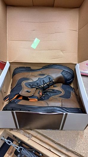 safey boots