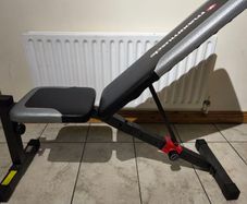 weight bench with mats