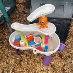 kids water table