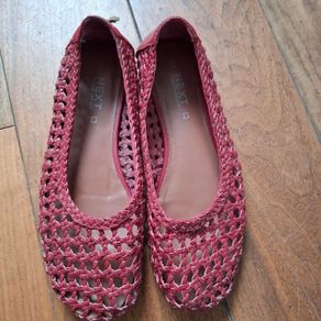 leather flats