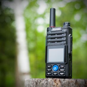 WiFi Bluetooth Network Transceiver Walkie Talkie Long Range 4G Gps Mobile Ham POC Radio Amateur Android Walkie Talkie 50km 100 km