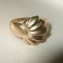 Vintage Hallmarked 9ct Gold 'Oyster' Ring Image 9