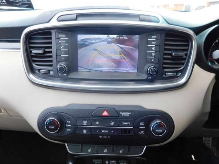 66K KM Auto Kia Sorento High-spec 7-seater Pan Roof