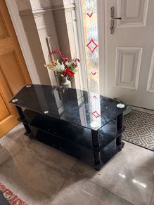 tv table