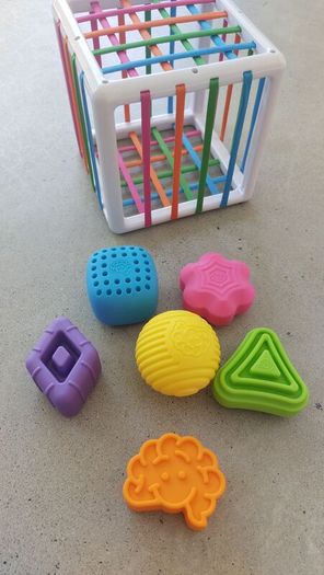Inny Bin - Shape sorter