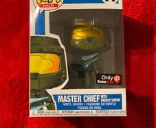 Funko pop Master chief with energy sword