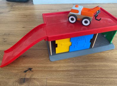 Garage with Tow Truck (IKEA Lillabo)