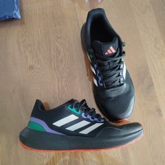 black Adidas