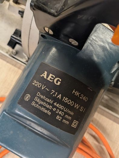 AEG 9in circular saw
