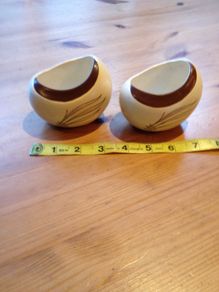 2 Carlton Ware dishes