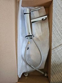 Bathroom mixer tap