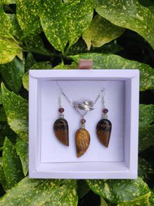 Handmade Feather Gemstone jewellery set